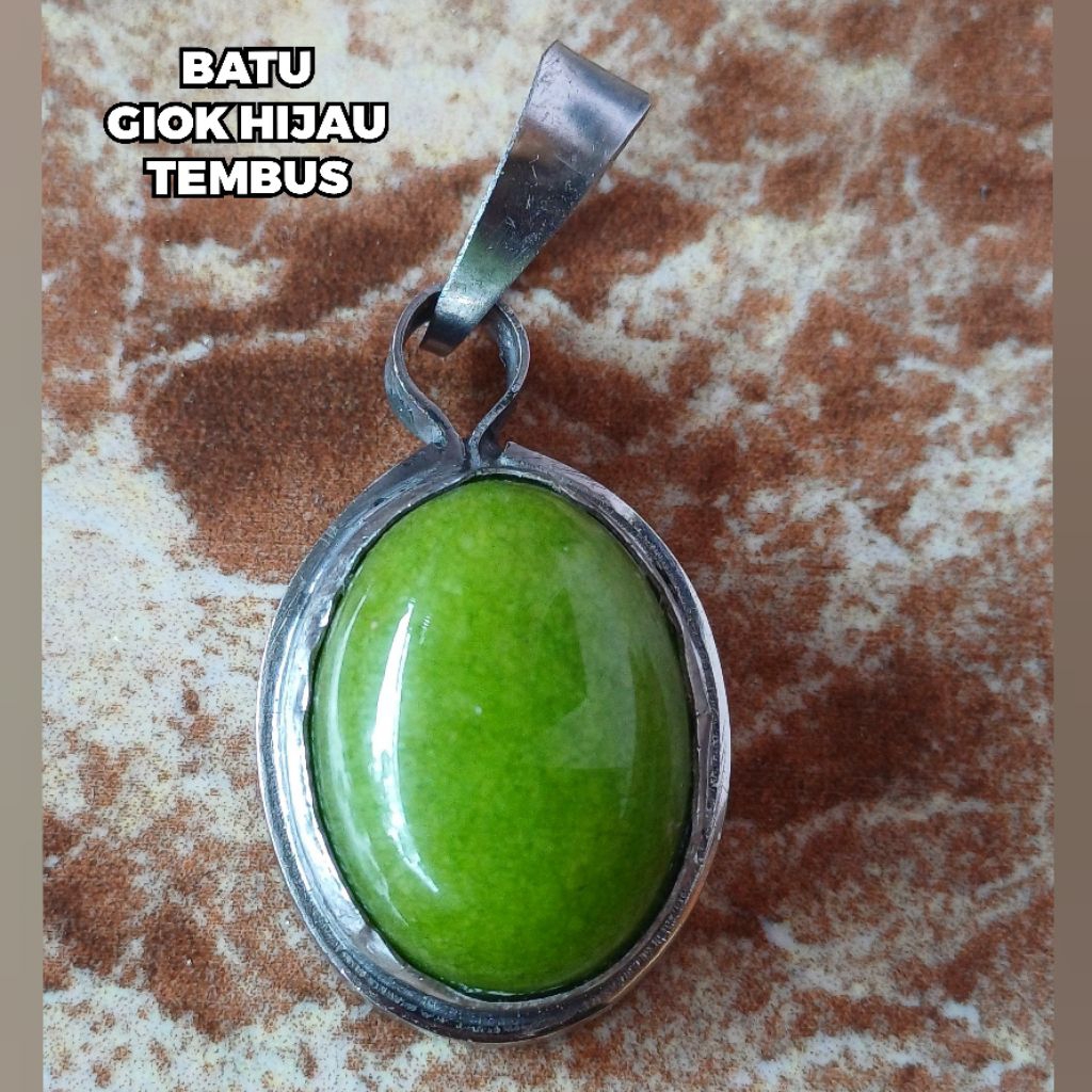 BATU GIOK HIJAU LIONTIN MONEL
