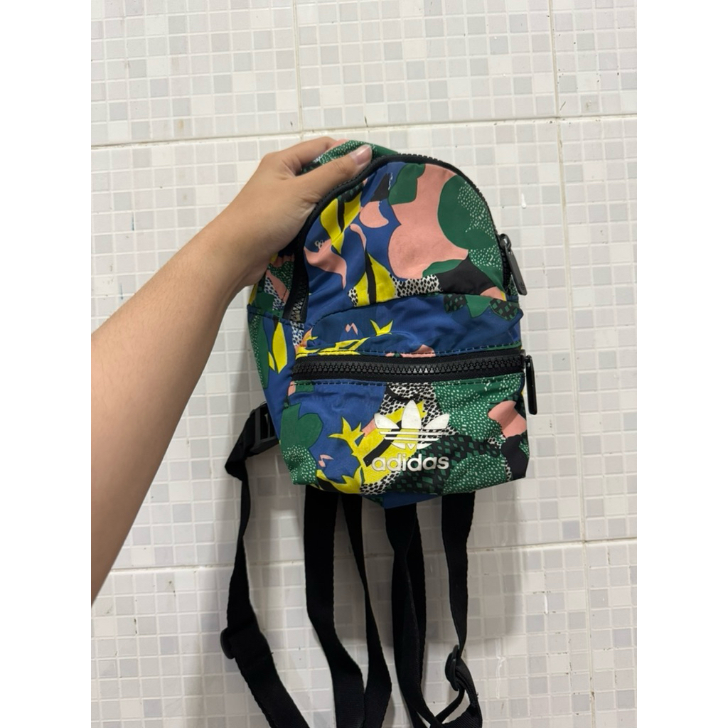 Preloved Tas Adidas/Merche