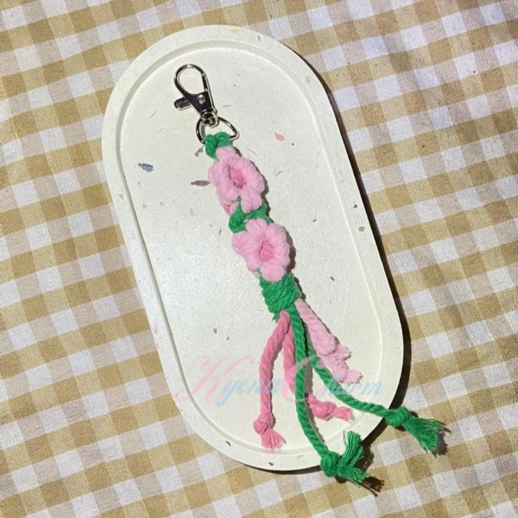 Bagcharm Macrame Daisy Aesthetic Keychain Daisy Gantungan Kunci Tas Daisy