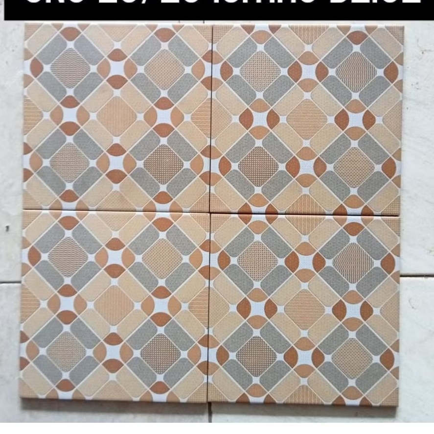 keramik 25x25 Ismau Beige Uno