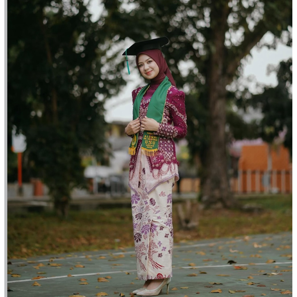 batik encim. kain encim. batik floral. batik bunga. batik solo . batik handprint. rok batik. rok bat