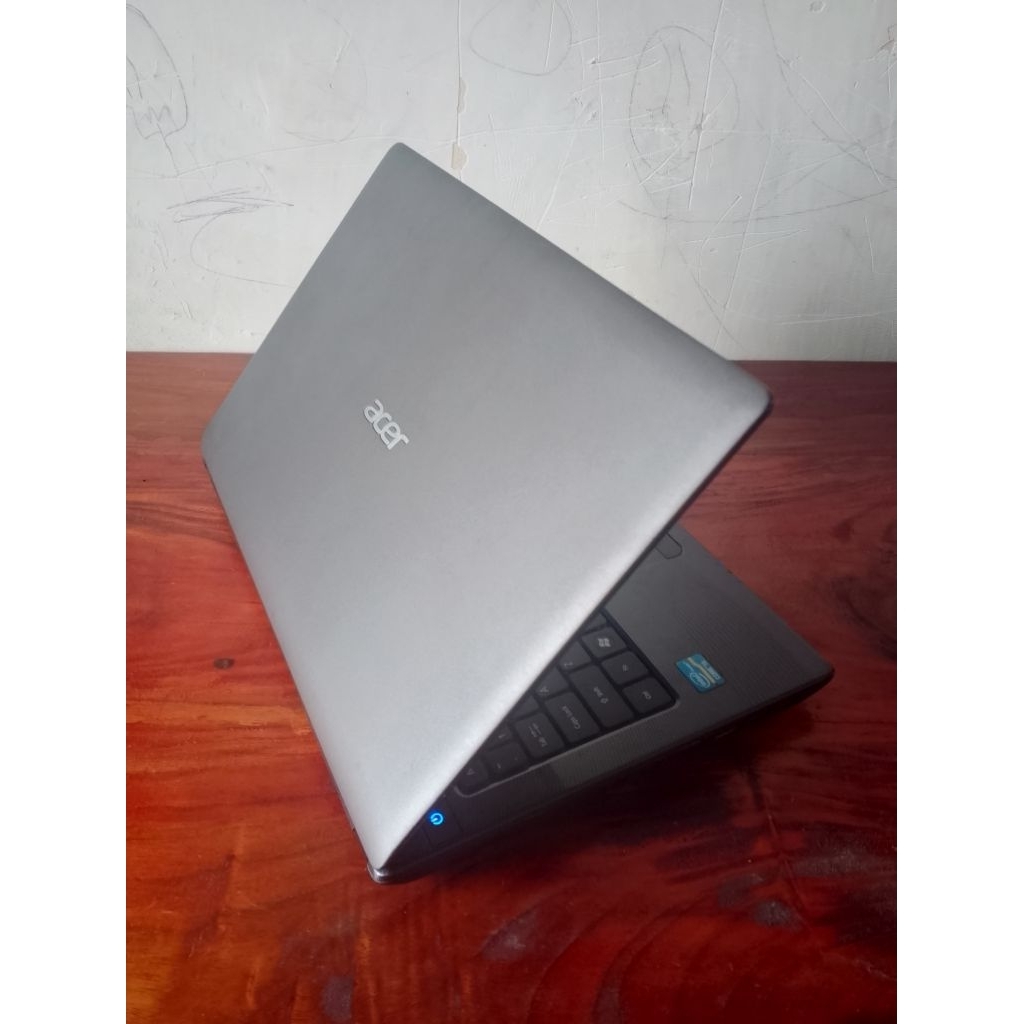 Laptop Acer Aspire Intel core i5 4/1000GB