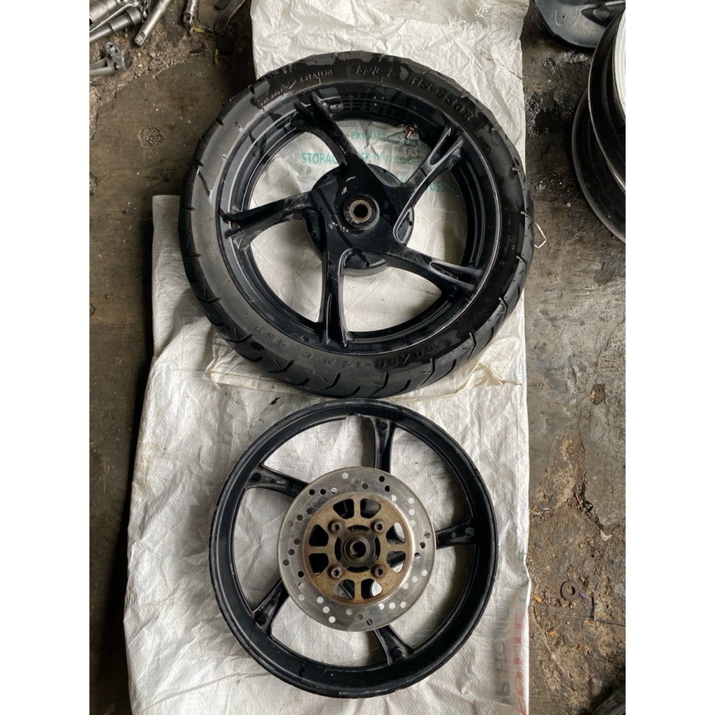 Velg pelek depan belakang xeon fi 125 xeon rc xeon gt xeon karbu 125 original copotan motor