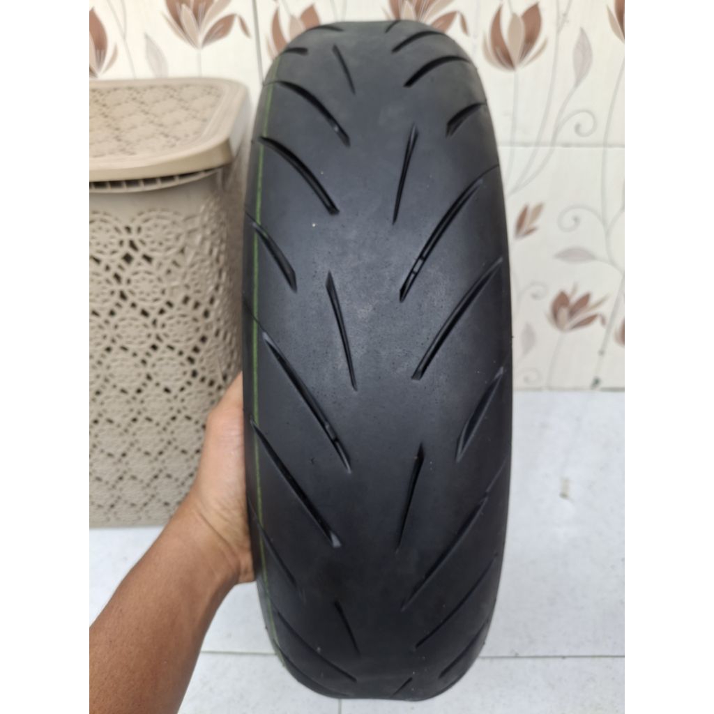 Ban uk 130/70 ring 17 CST import ban tubles radial