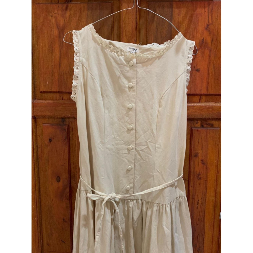 DRESS AESTHETE YOUR LIFE