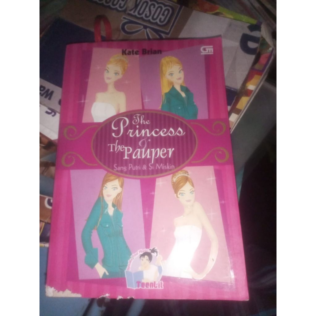the PRINCESS  & the PAUPER/Kate Brian, gramedia