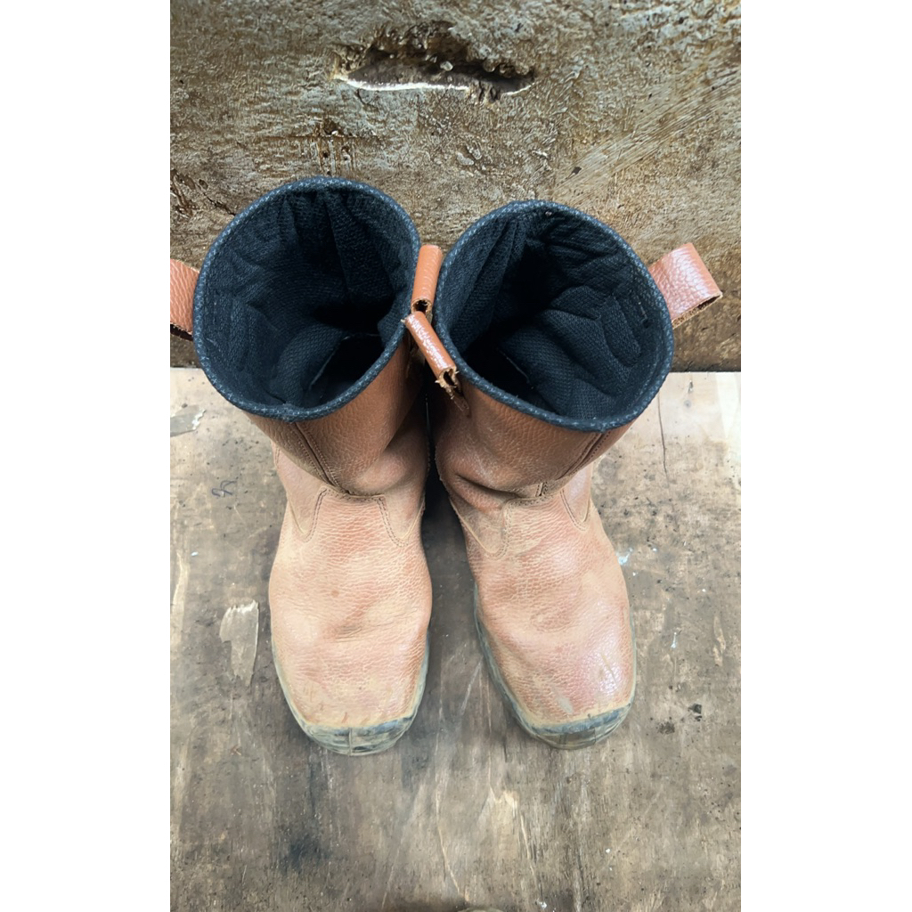 sepatu sefti