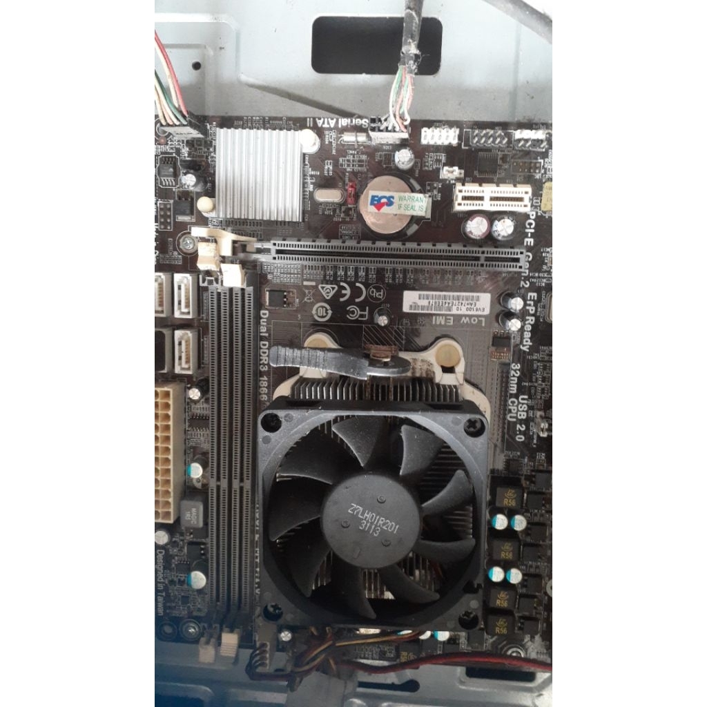paket mobo + amd a6 (minus)