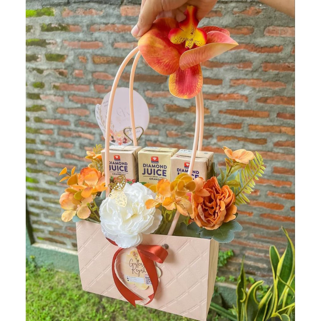 Blooming Box and Snack | Buket Snack | Snack Bouquet | Buket Bunga | Buket Wisuda | Buket Malang | B