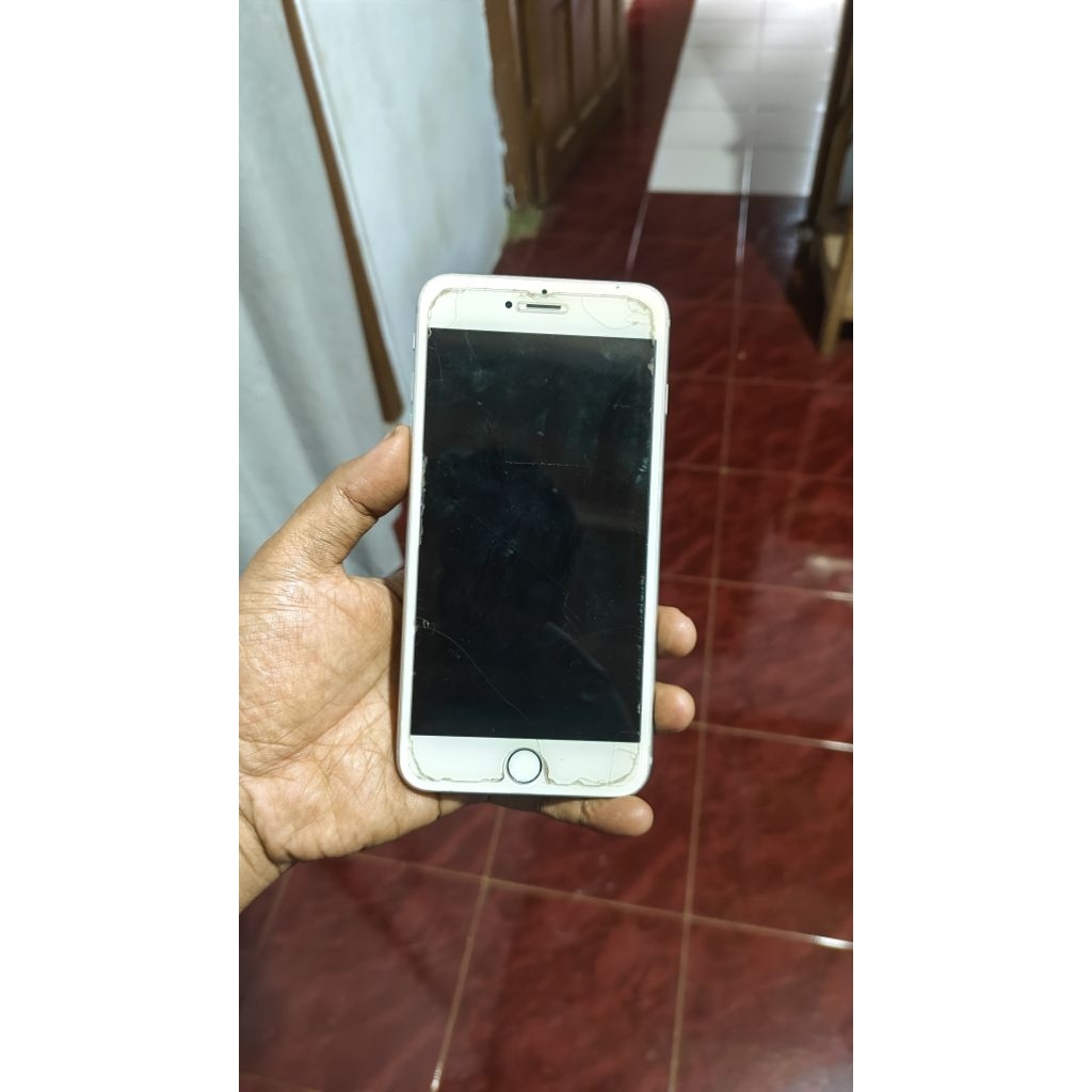 Hp minusan iphone 6s plus mati lcd utuh