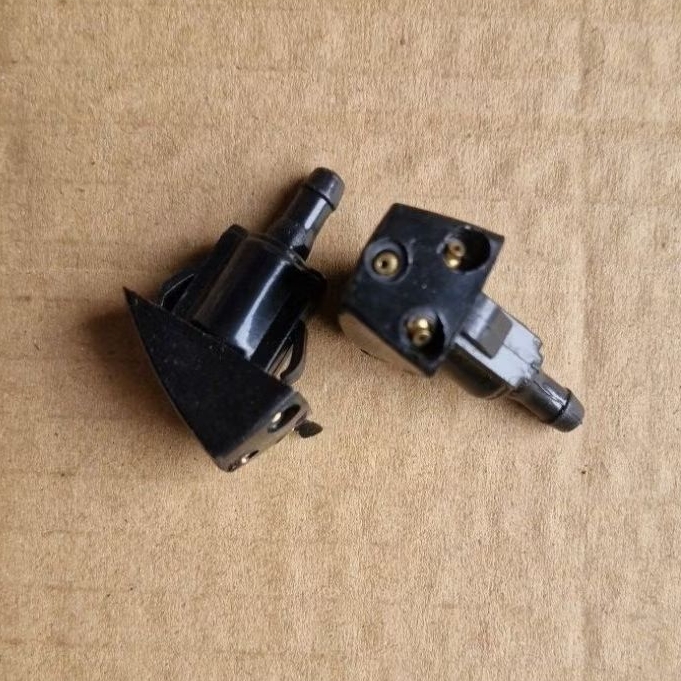 Nozzle Wiper Depan Geely Panda, LC Cross, MK, Emgrand High Quality Impor