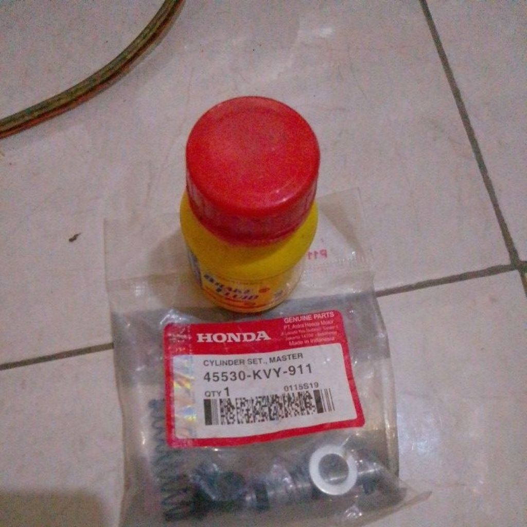 master rem depan kvy + minyak rem motor beat, vario, revo absolute