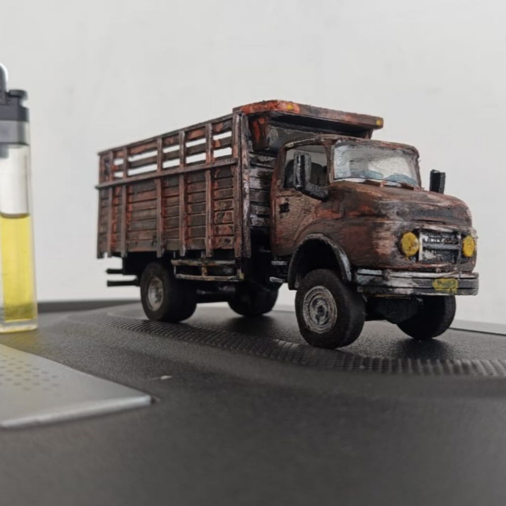 Miniatur Truk Mercy Bagong Handmade. Rombengan. Skala 1:64