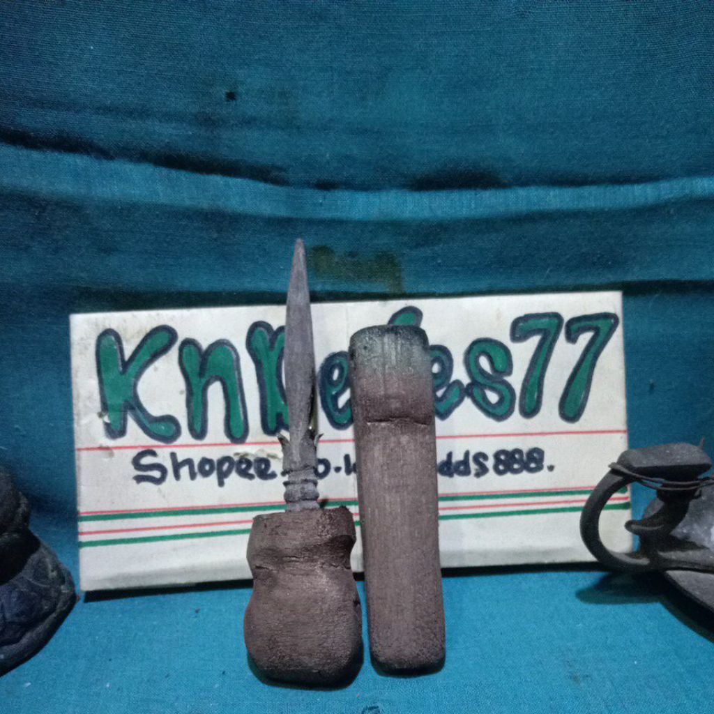 keris kecil sepuh kembang Wijaya Kusuma cirebon