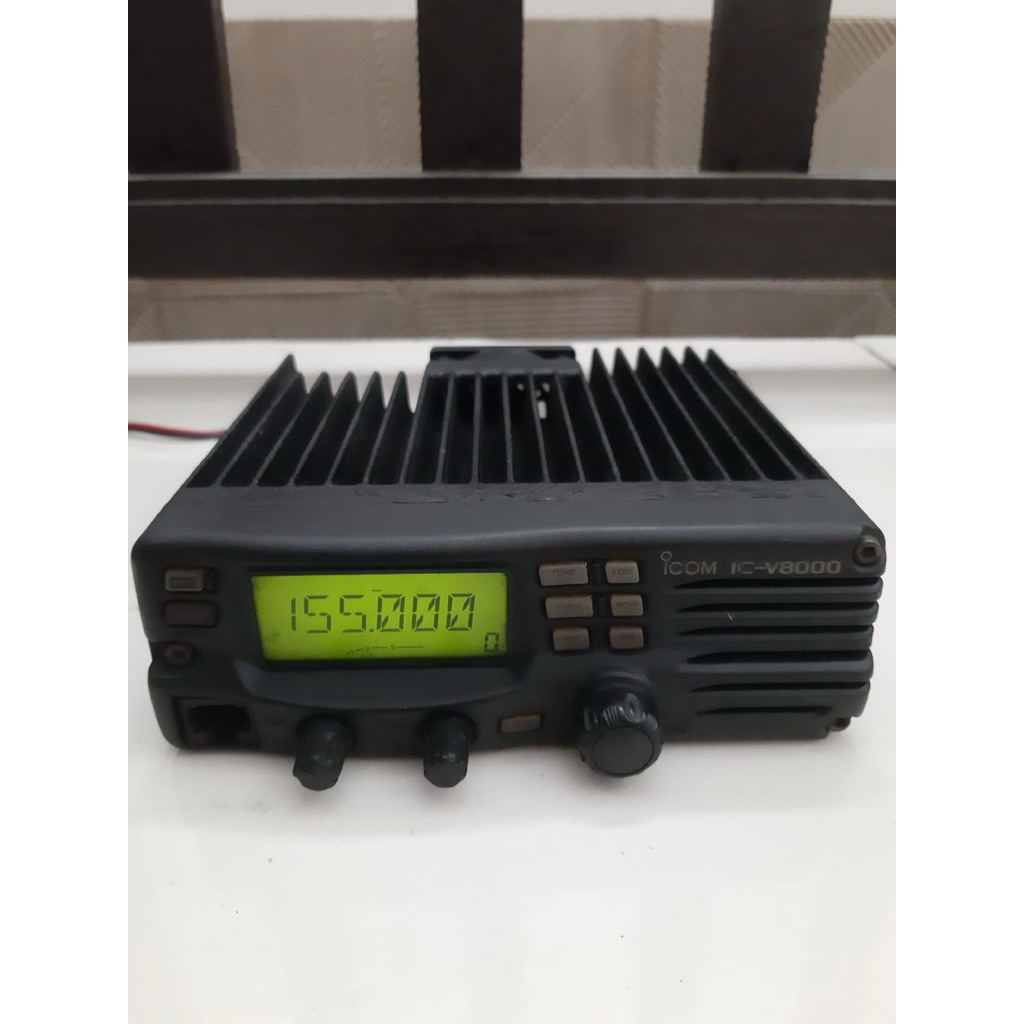 RADIO RIG ICOM V8000 KONDISI  Tx 0 watt Rx masih oke