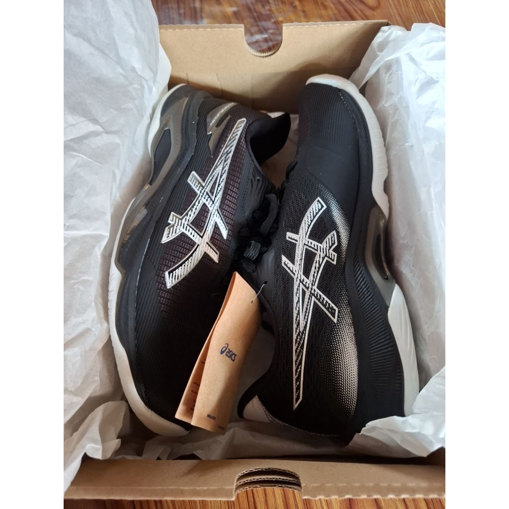 Asics netburner ballistic ff 3