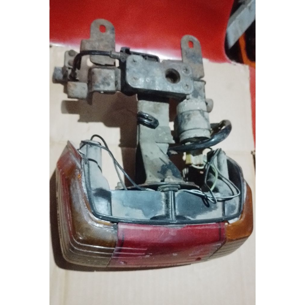 lampu stop lampu belakang rc100 rc bravo set braket original lepasan unit
