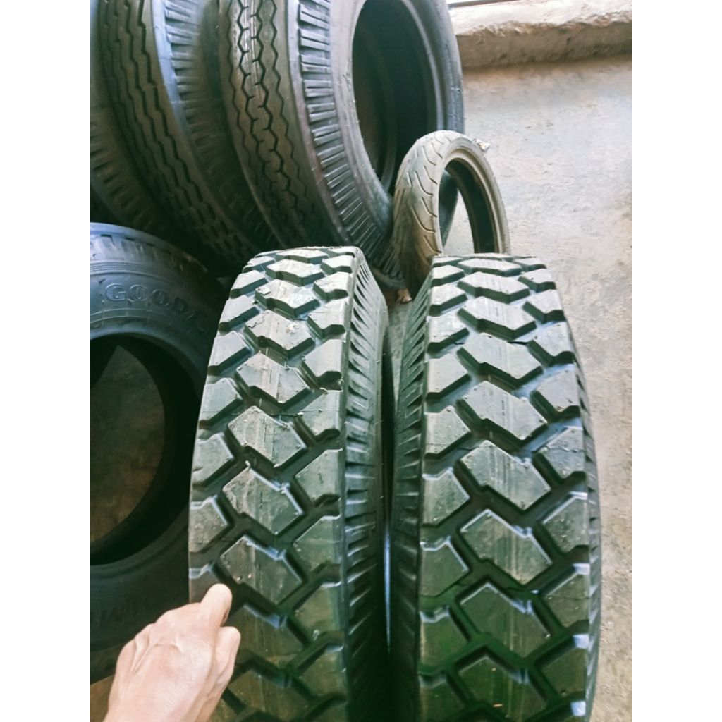 ban truck vulkanisir 7.50 R15 engkel
