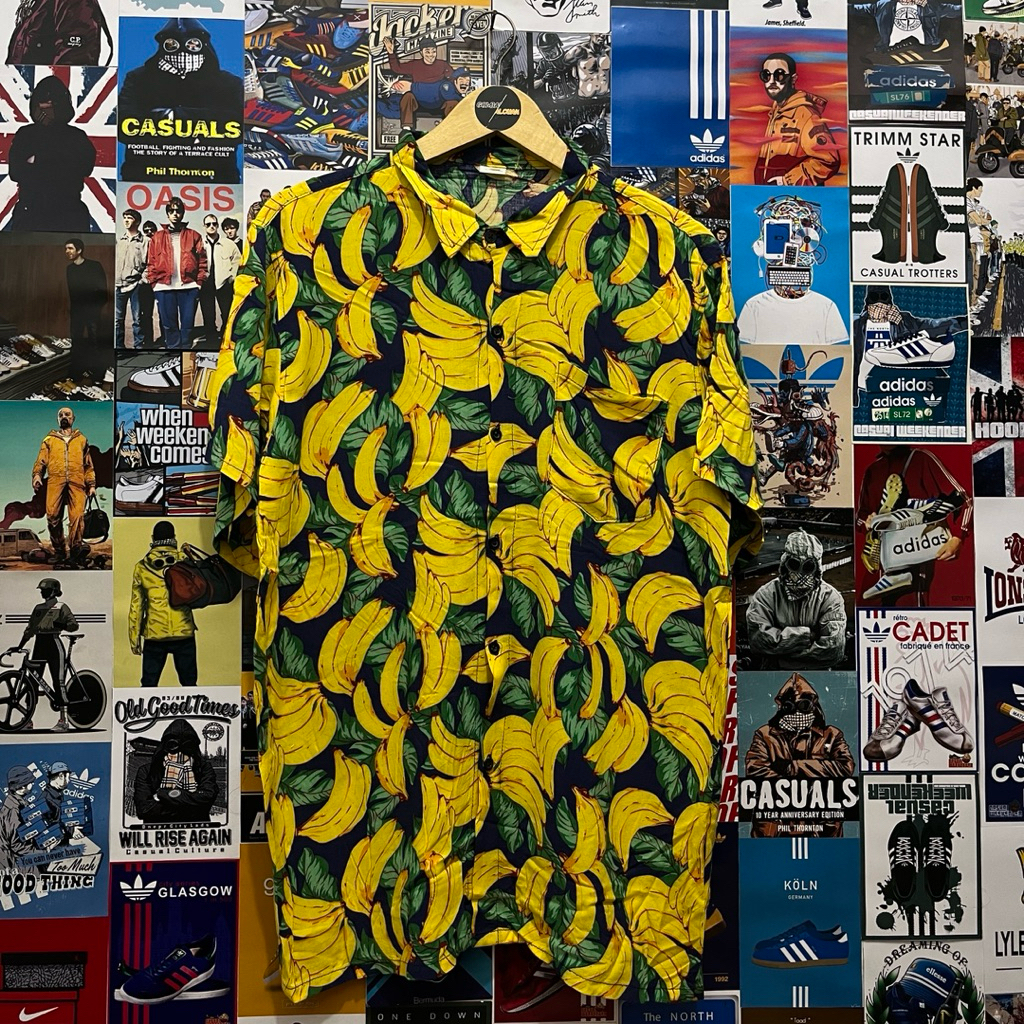 Kemeja / Lengan Pendek / Motif / Vintage / Second / Pisang