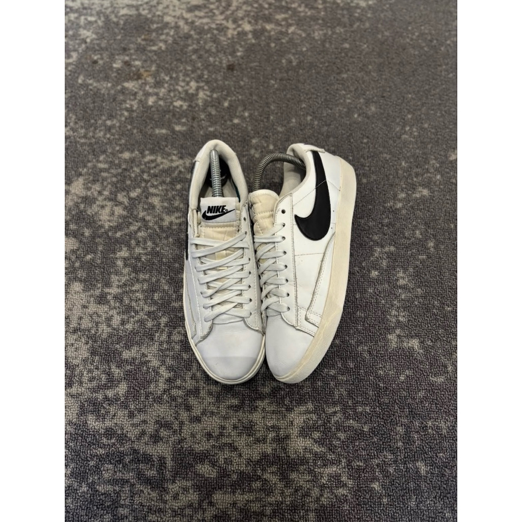 Nike Blazer Low White
