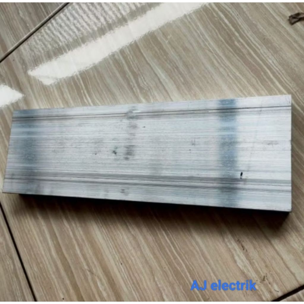 Pendingin Transistor Audio 5 Sirip 30cm. Heatsink Polos 5 Sirip 30cm. Untuk Pendingin Audio Transist