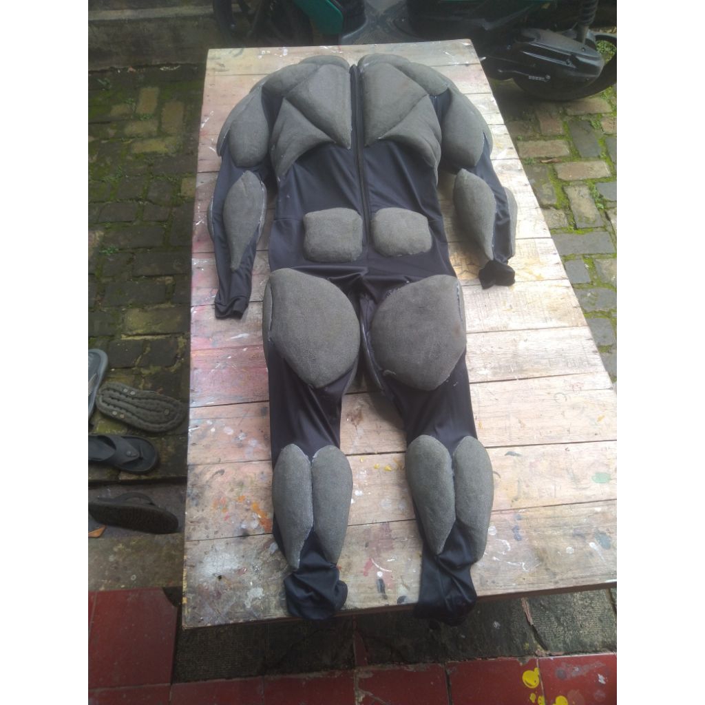 muscle suit full body