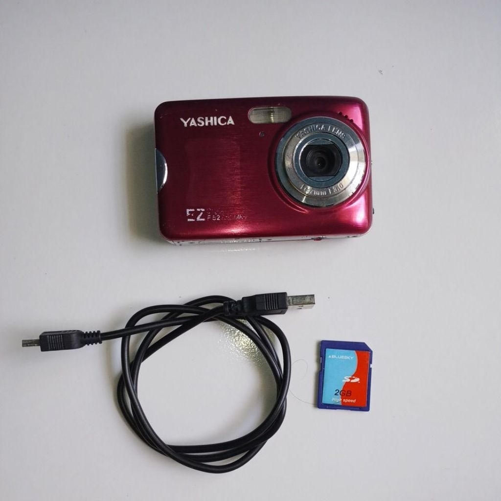 digicam yashica ez f527 second