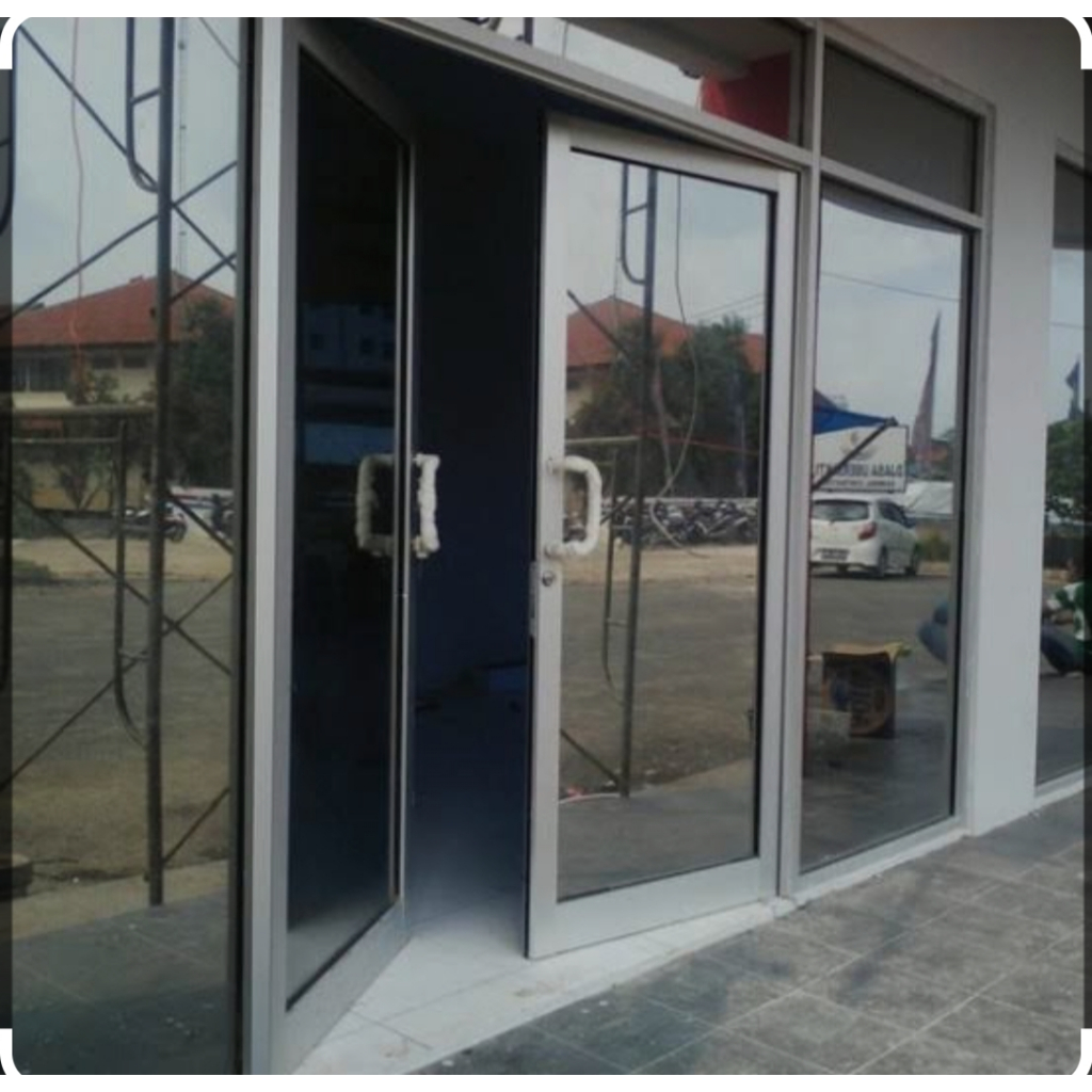 stiker kaca film one way cermin//kaca film one way cermin//stiker one way warna,pintu,cendela,