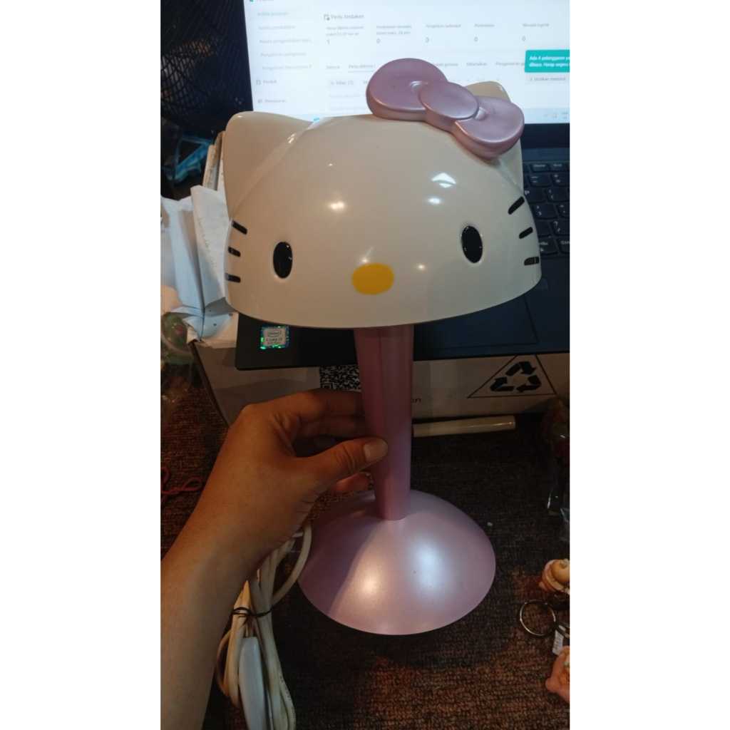 lampu meja tidur hello kitty plastik 250418