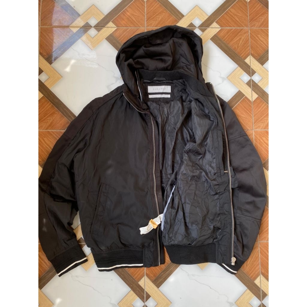 ZARA MAN JACKET HOODIE