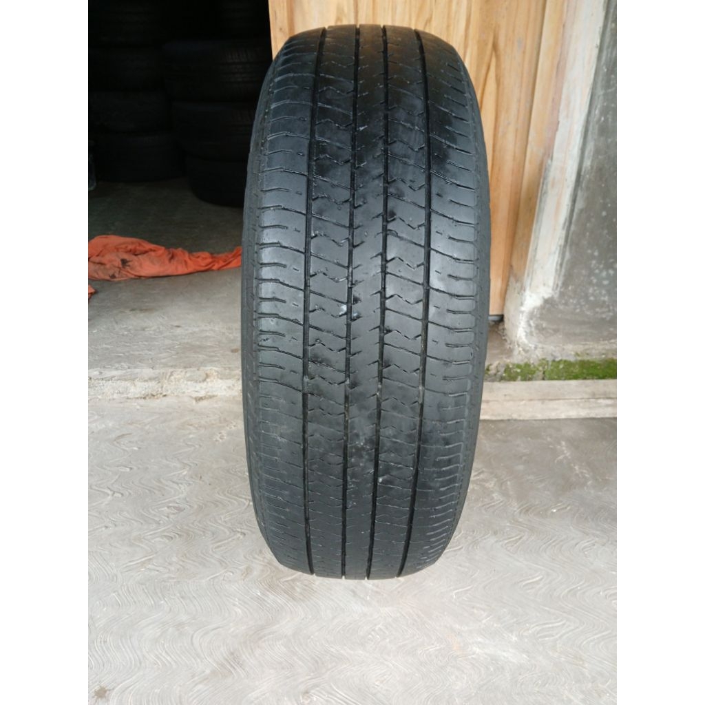 Ban Dunlop 205/65 R15