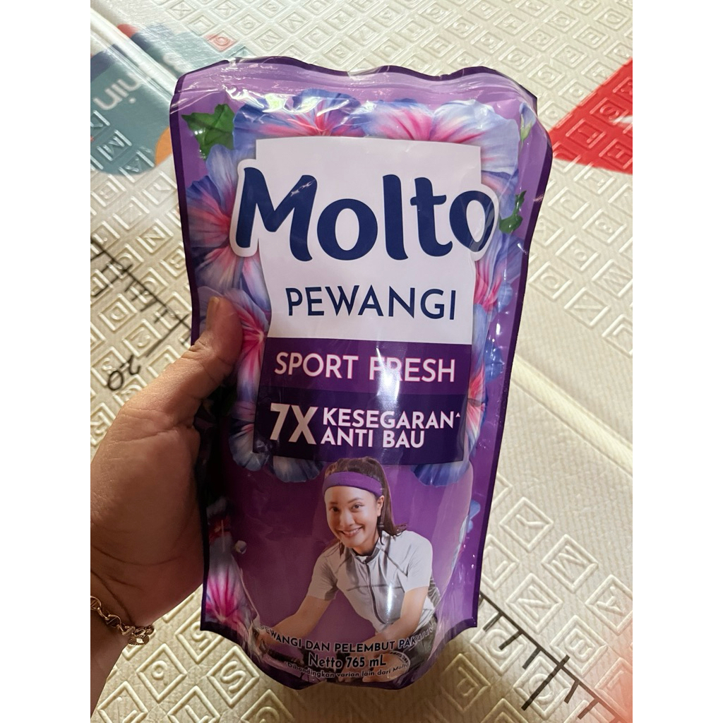 molto pewangi pakaian