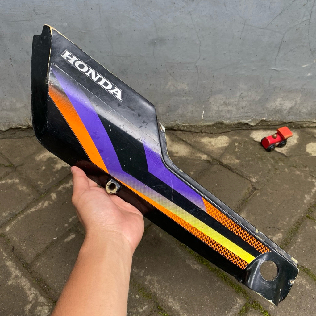 tutup aki tepong aki kiri honda win win100 original