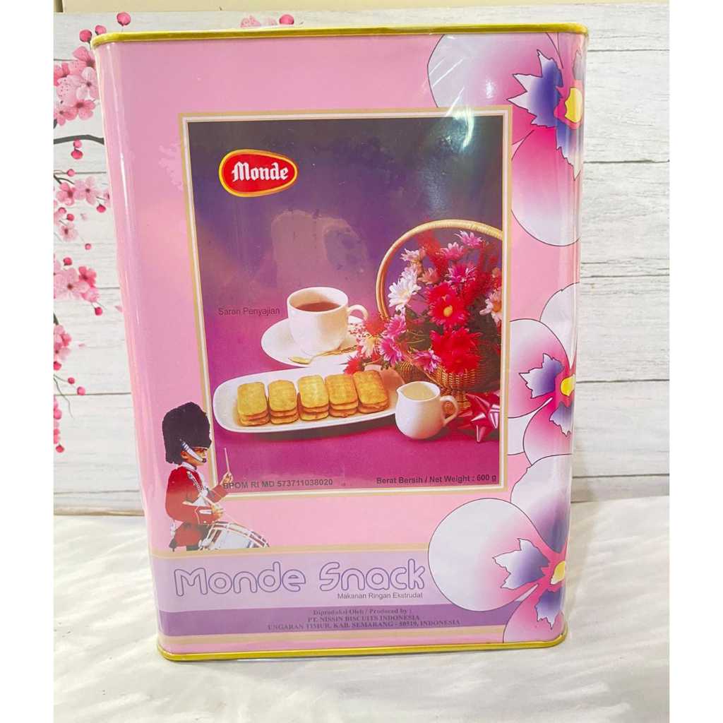 1 dus MONDE SNACK KALENG 600GR EXP. 19/10/2026 ( 1 DUS ISI 6 KALENG )
