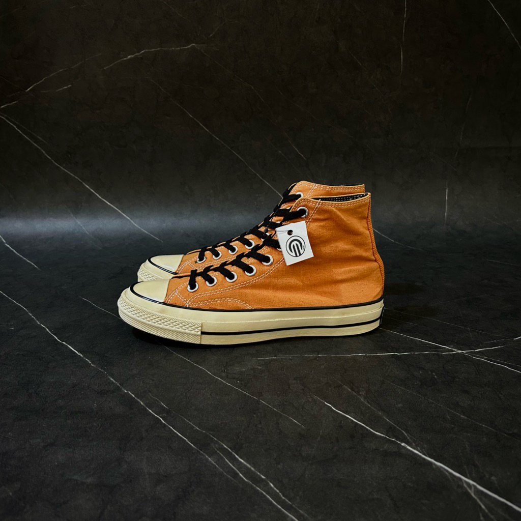 SEPATU PRIA SCN Size 39 / 24.5 cm CNVRS HI– B114