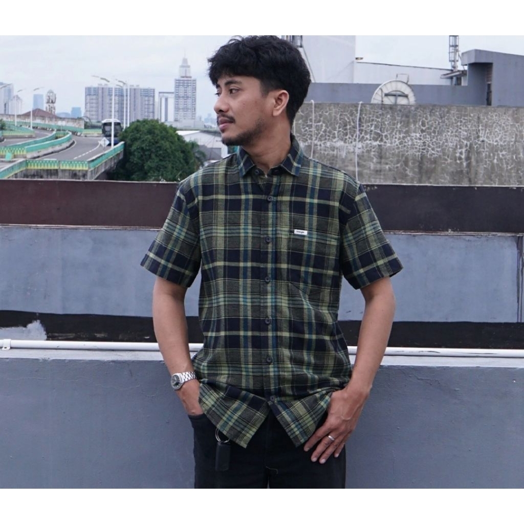 kemeja flanel pendek wrangler slimfit Original