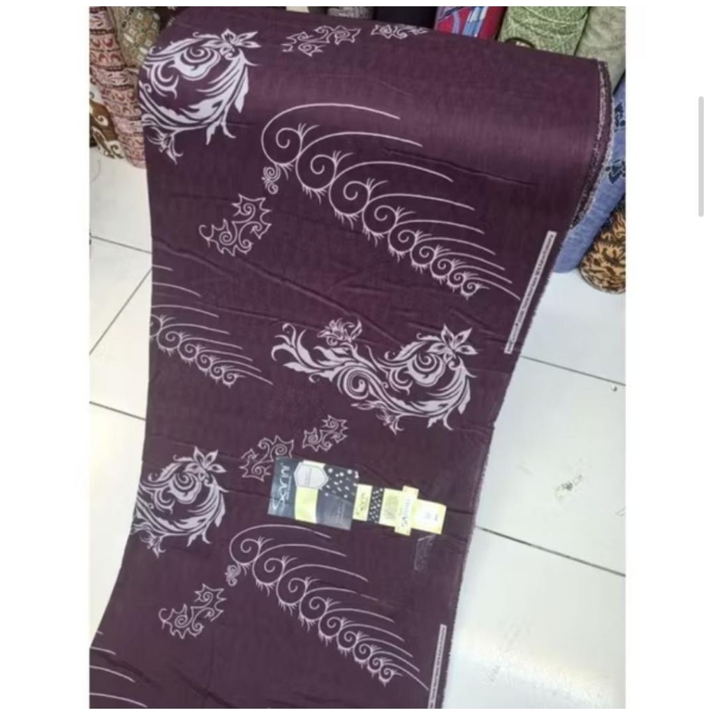 BAHAN BATIN KATUN DOBY SARINI BATIK BURGUNDY BATIK METERAN DOBY SARINI