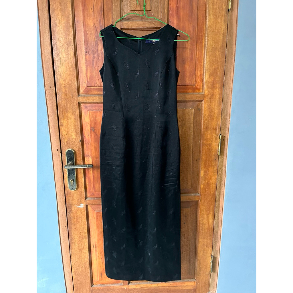 Gaun cheongsam Hitam Mewah| preloved