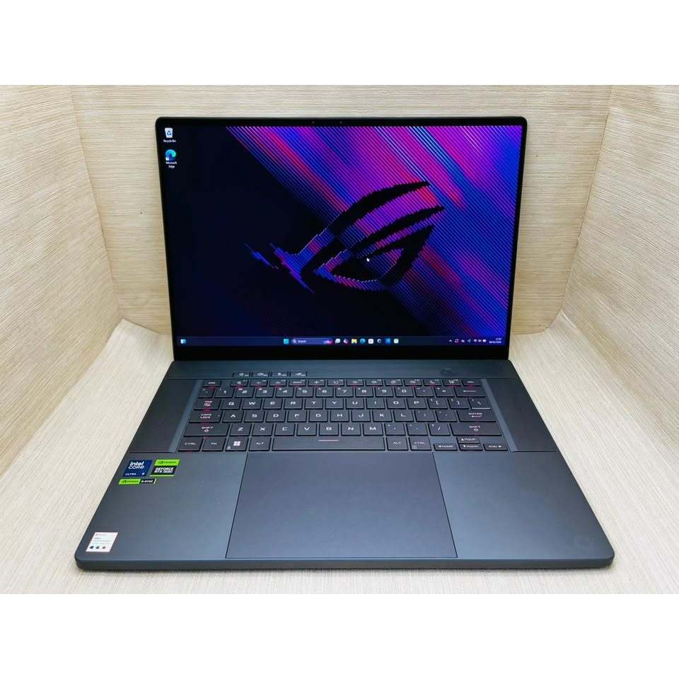 LAPTOP GAMING ASUS ROG ZEPHYRUS G16 GU605MV-19460LLG-0 INTEL CORE ULTRA 9 185H SECOND BERGARANSI