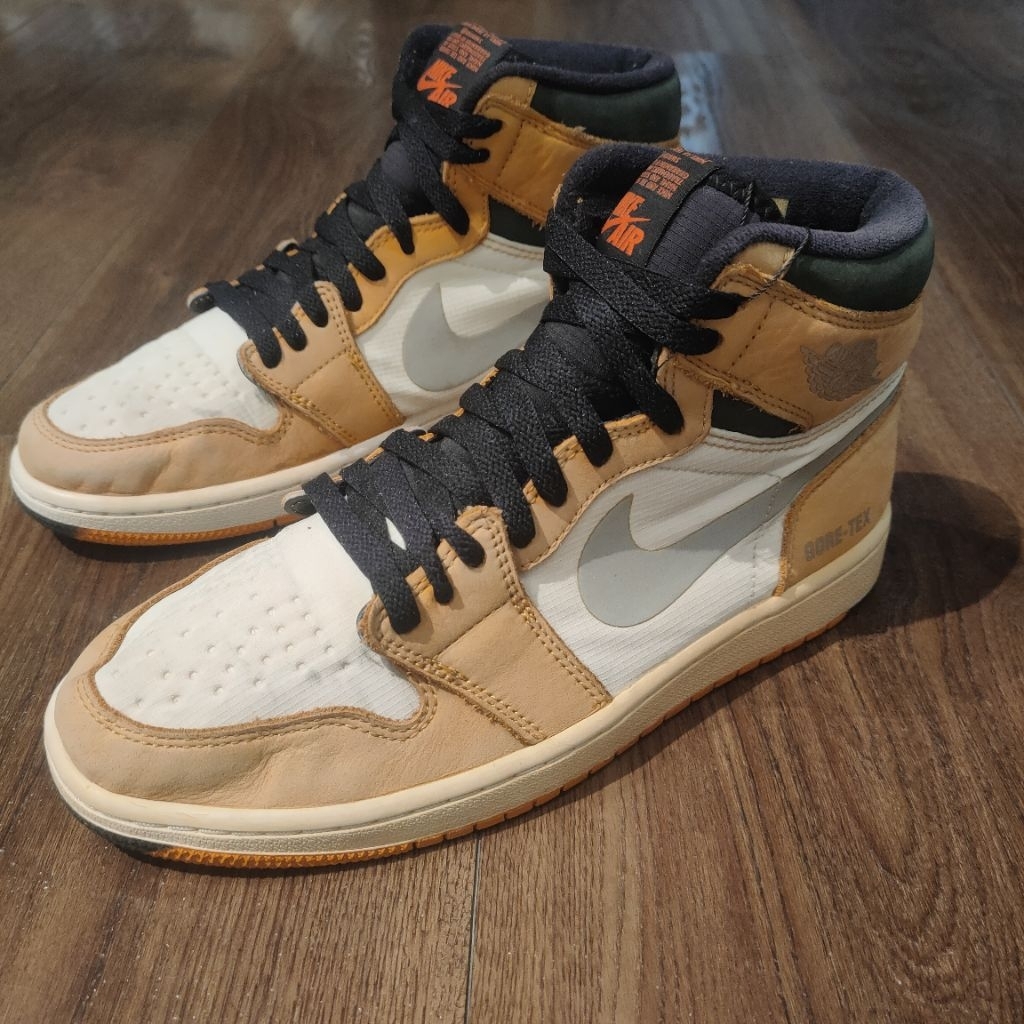 (Preloved) Nike AJ1 Goretex Sz 41