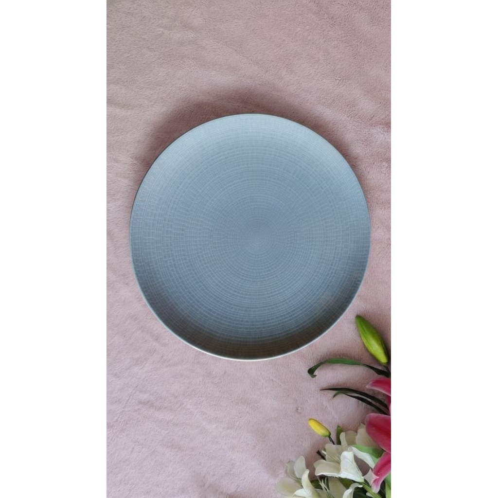 Dinner Plate Lohan Blue soft effect