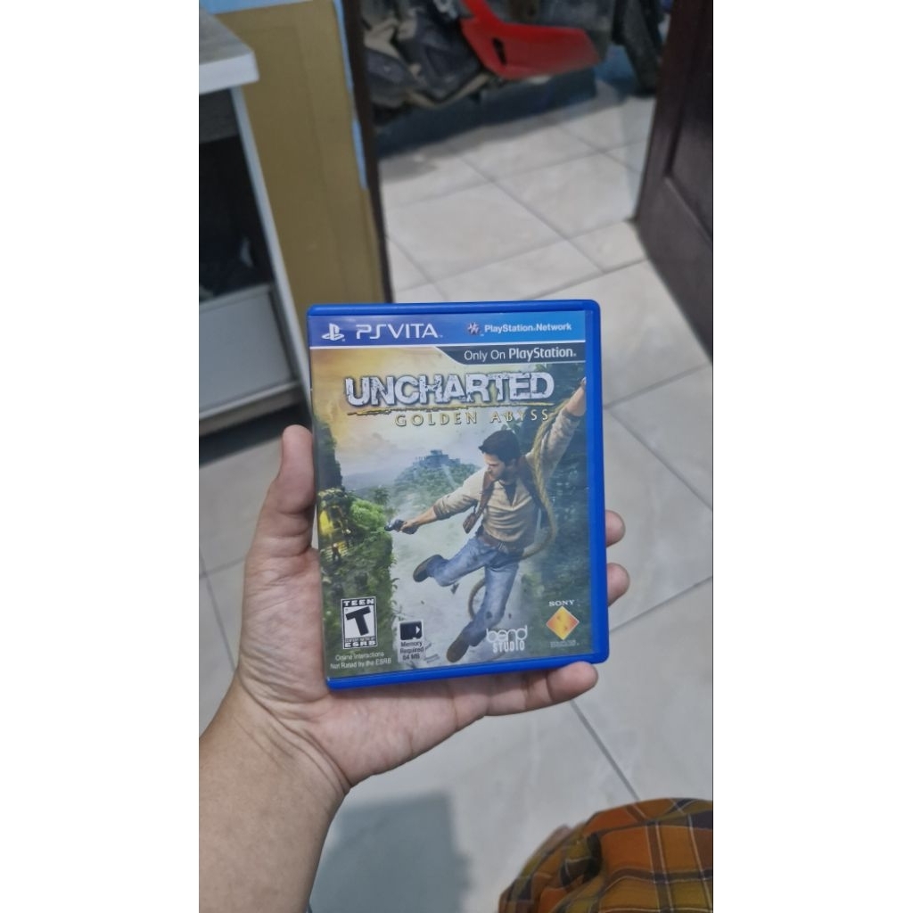 Uncharted Golden Abyss PS VITA