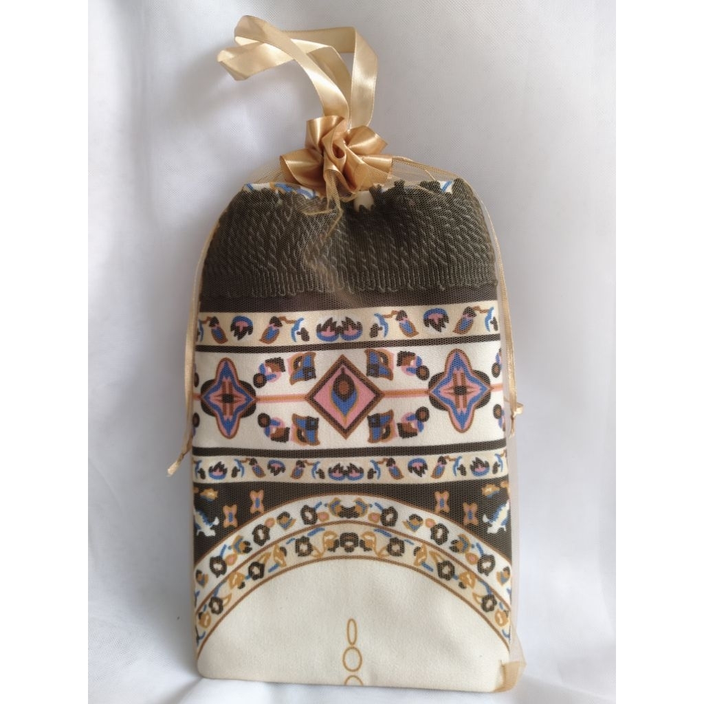 Tas Tile Serut Untuk Kantong Souvenir Sajadah Sedang