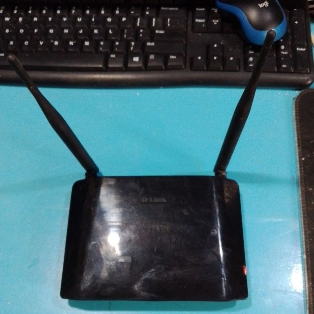 Dlink DIR 612 hitam WIFI router