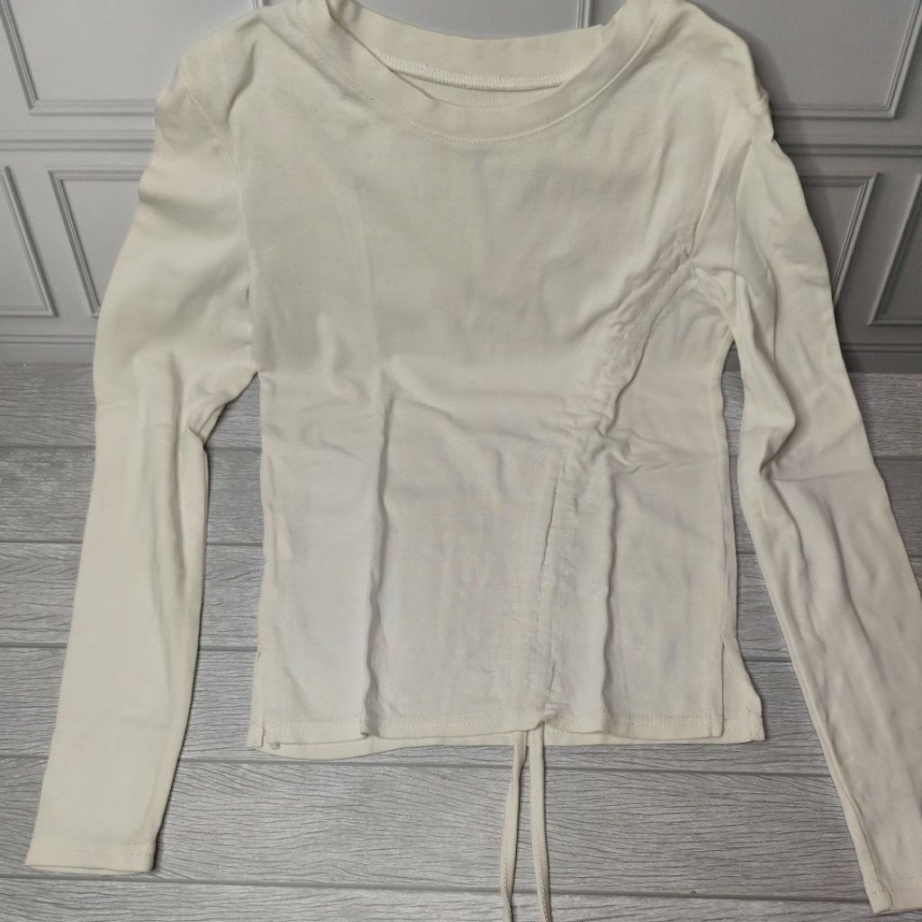 atasan serut atasan lengan panjang putih kaos lengan panjang serut kaos serut lengan panjang putih