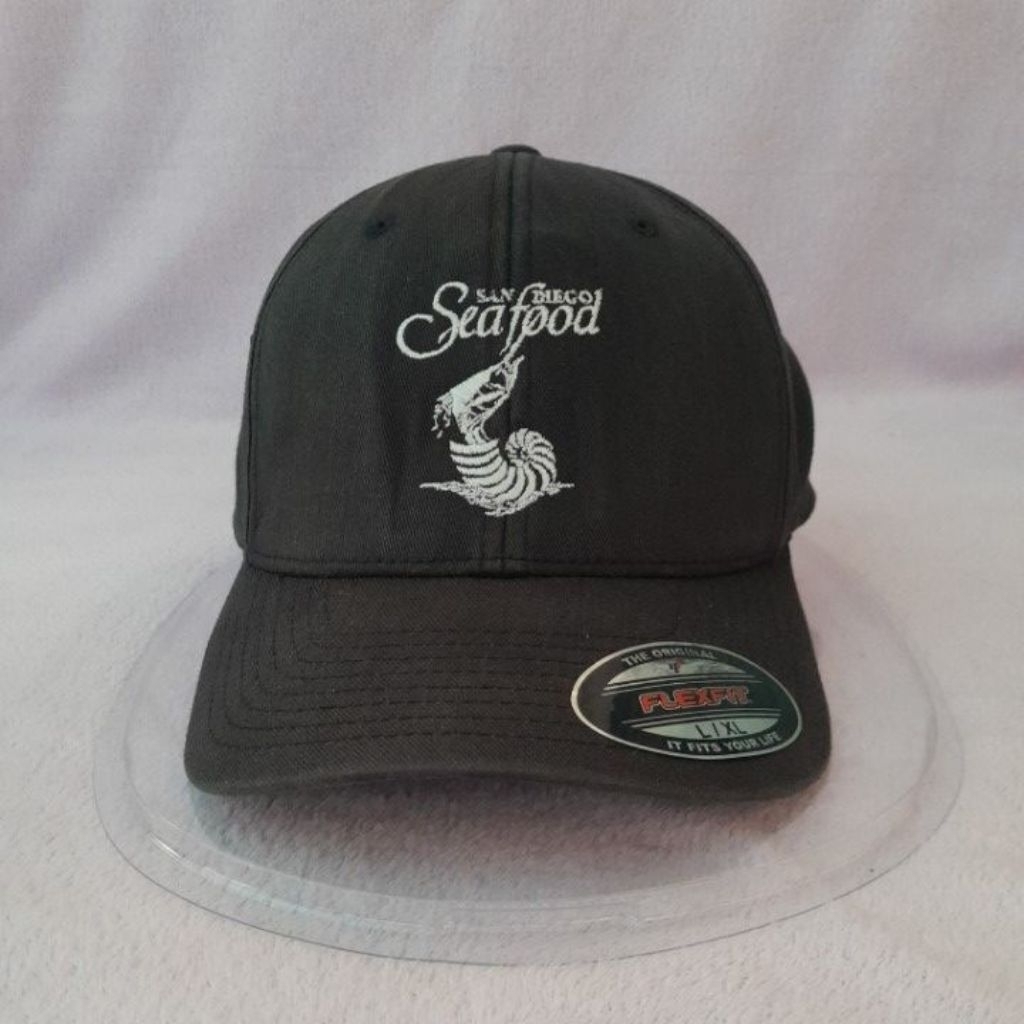 topi brand second (yupoong flexfit)