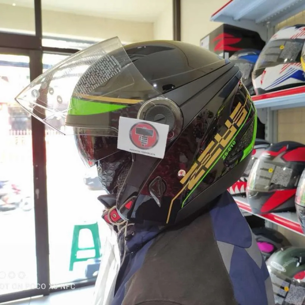 Helm Zeus 610 Motif 0017 Black Green