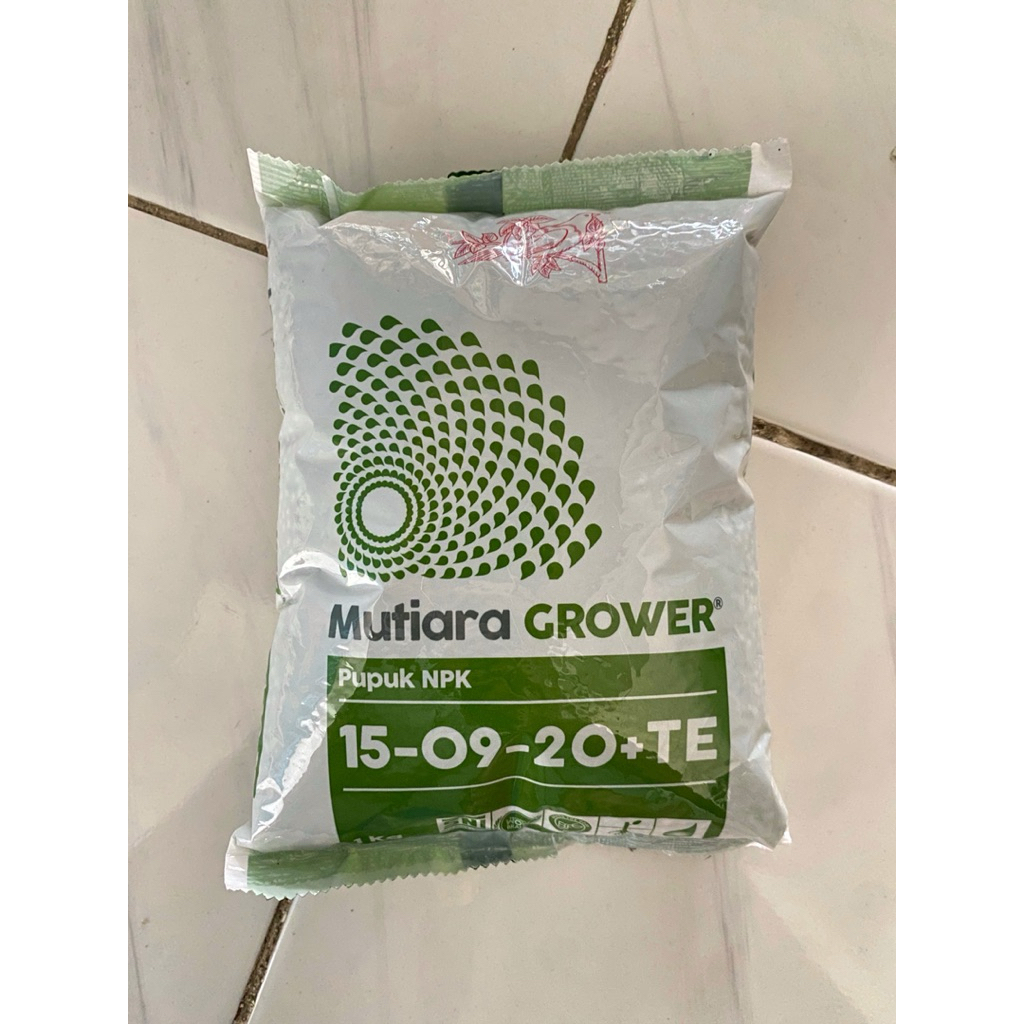 PUPUK NPK MUTIARA GROWER 1KG