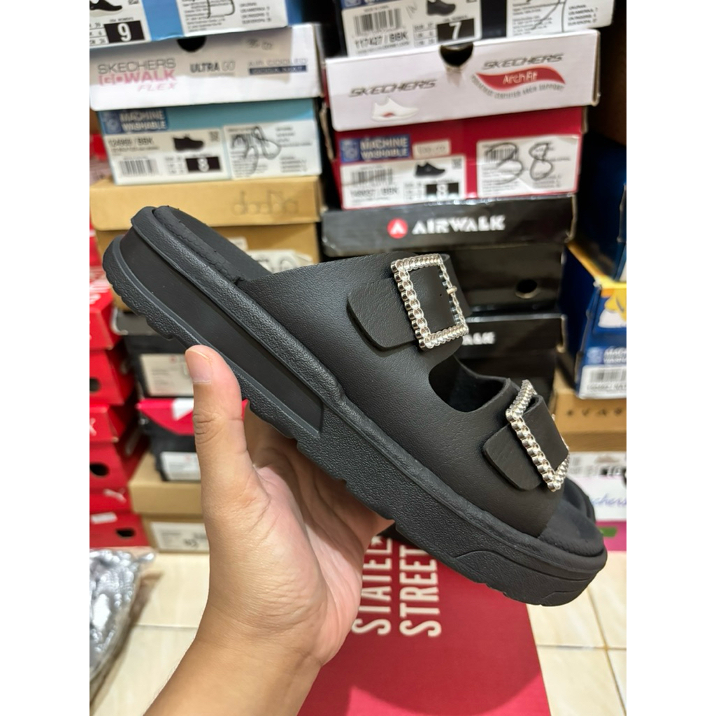 Sandal State Street By Payless Carolyn Warna Black
