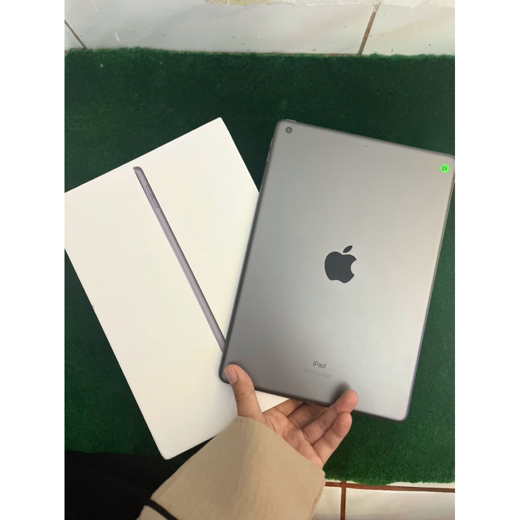 iPad Gen8  128GB